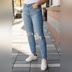 Levi's Straight Leg Wedgie Jeans